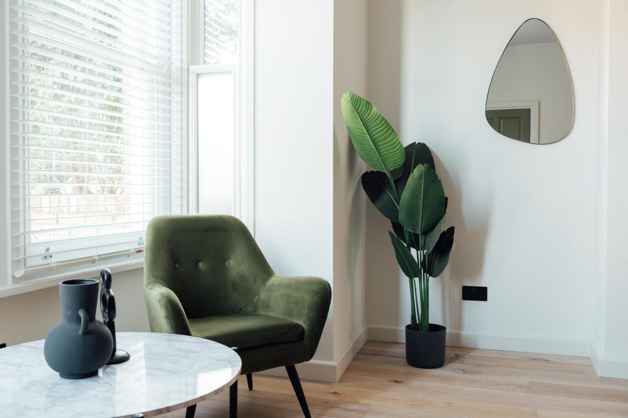 Luxurious & Modern In Honor Oak Londra